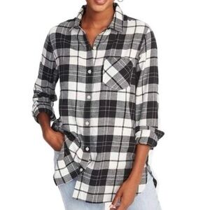 Old Navy Patterned Flannel Classic Button Down Shirt